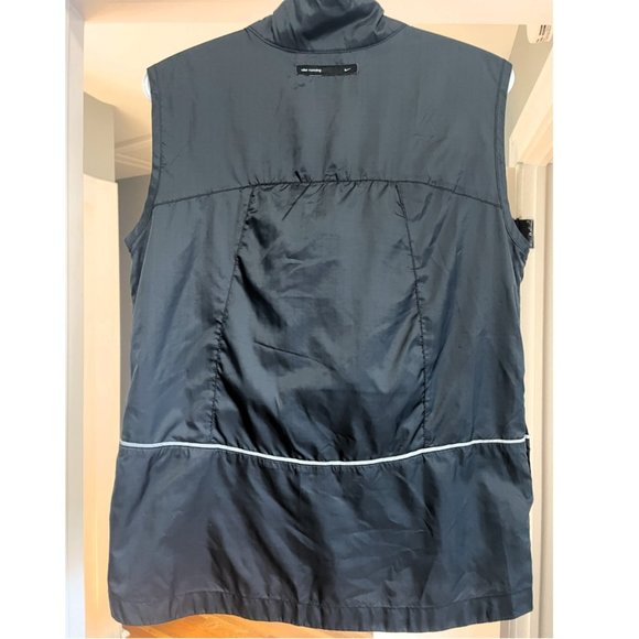 Nike Women Running Vest Built In Backpack Full Zip Black Small - Picture 2 of 5